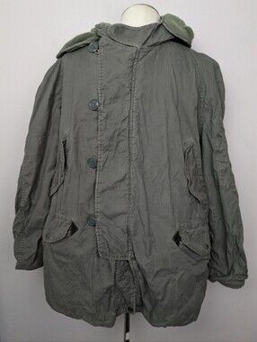 Vintage Military 70's Cold Weather Parka Large